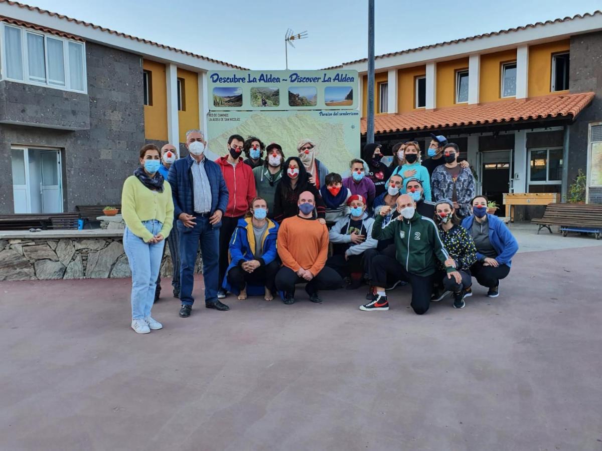 La Hoyilla Hostel - La Aldea San Nicolas ภายนอก รูปภาพ